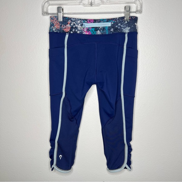 Ivivva Size 12 Girls Crop Leggings Blue - Picture 2 of 8